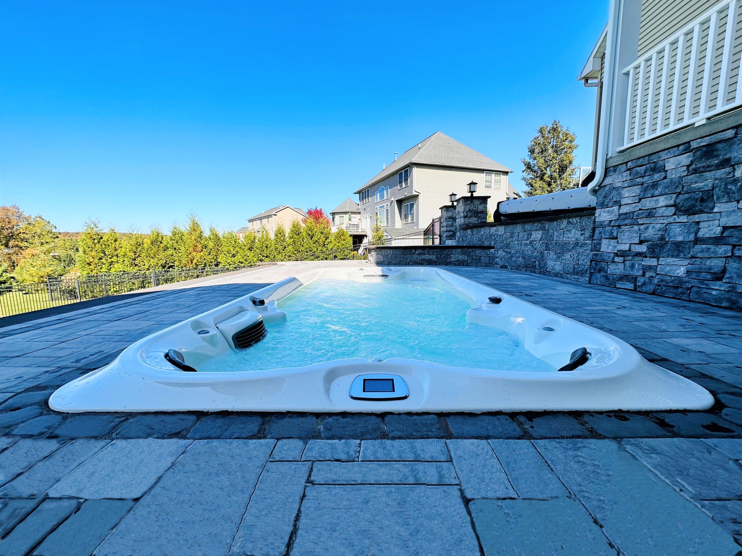 SwimSpa Jacuzzi Tarson Pools
